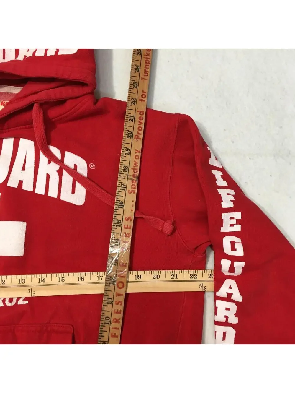 Vintage Lifeguard SANTA CRUZ Beach California Red Hoodie Sweatshirt MED - Picture 5 of 9